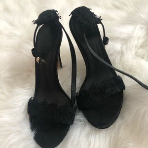 Burberry lace heels